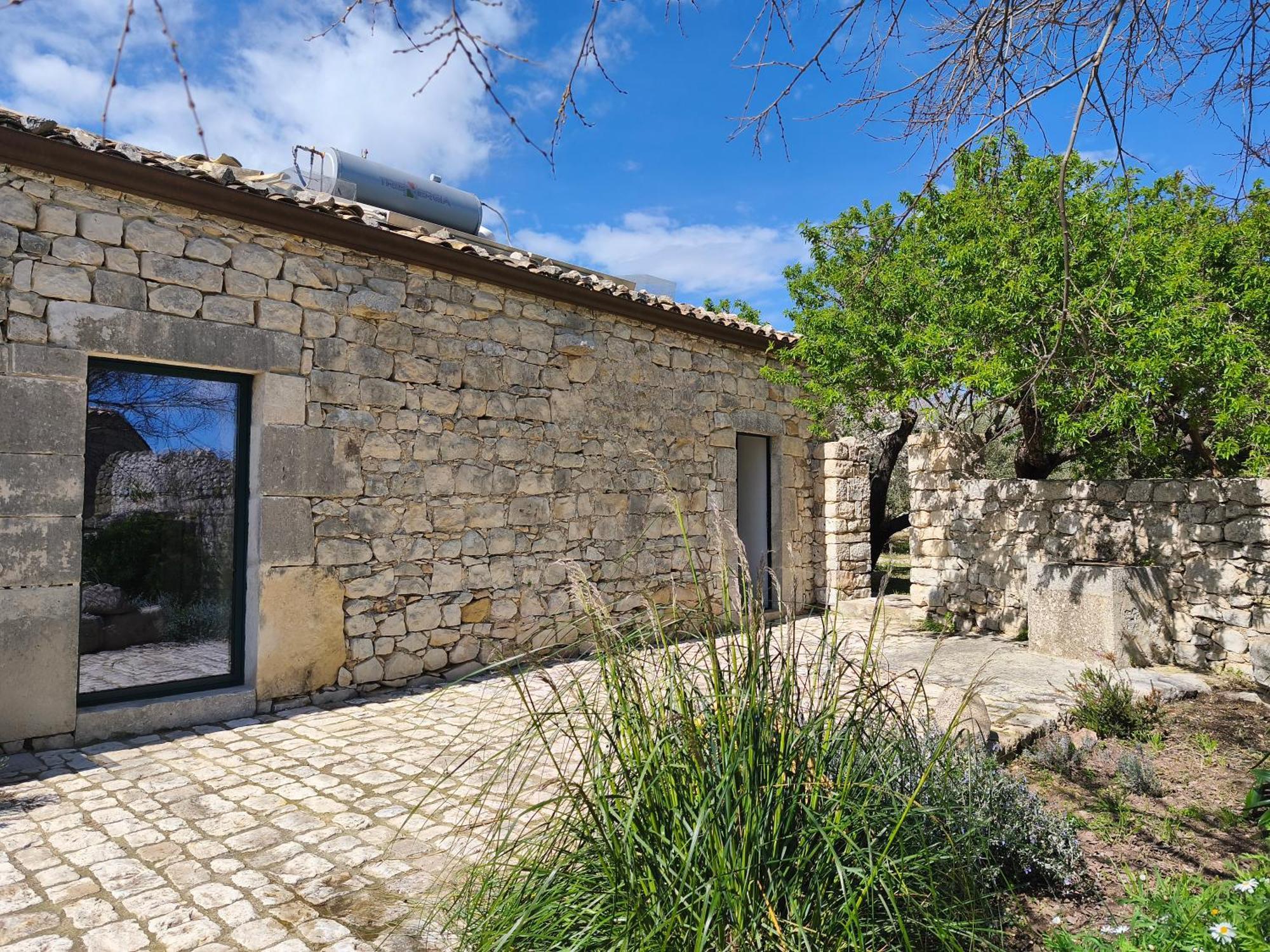 Agriturismo Fondo Paliemmu Modica Luaran gambar
