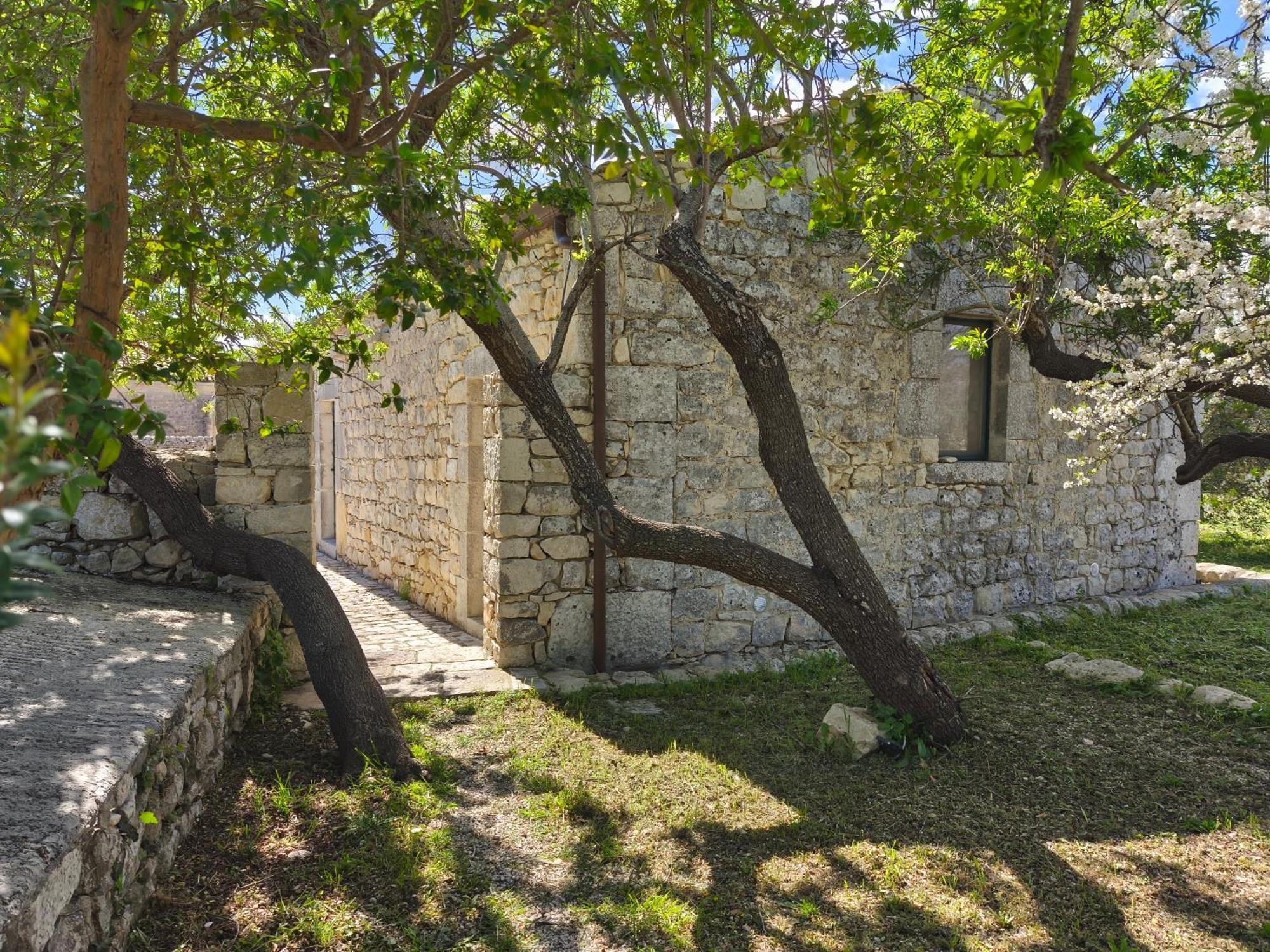 Agriturismo Fondo Paliemmu Modica Luaran gambar